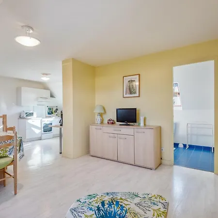 Confortable Avec Terrasse A 60 M² Arzon